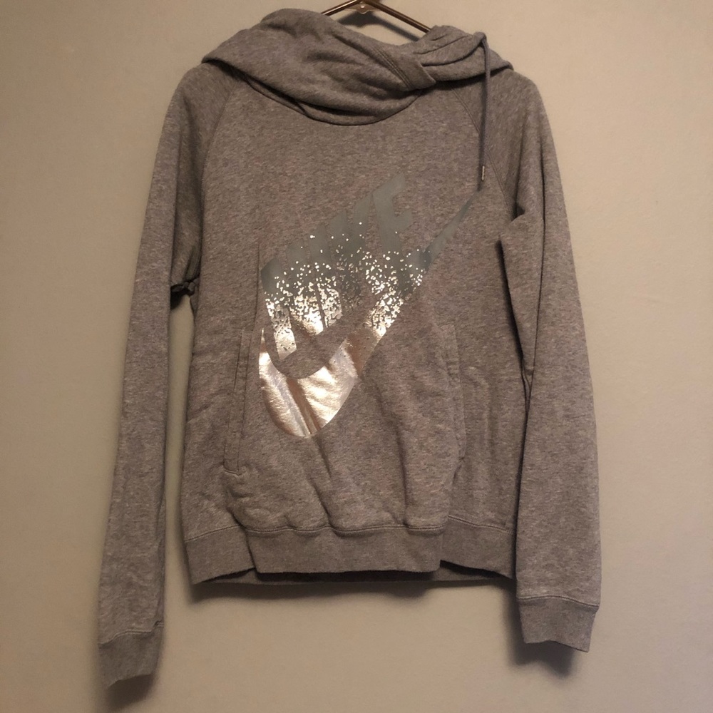Nike sweatshirt